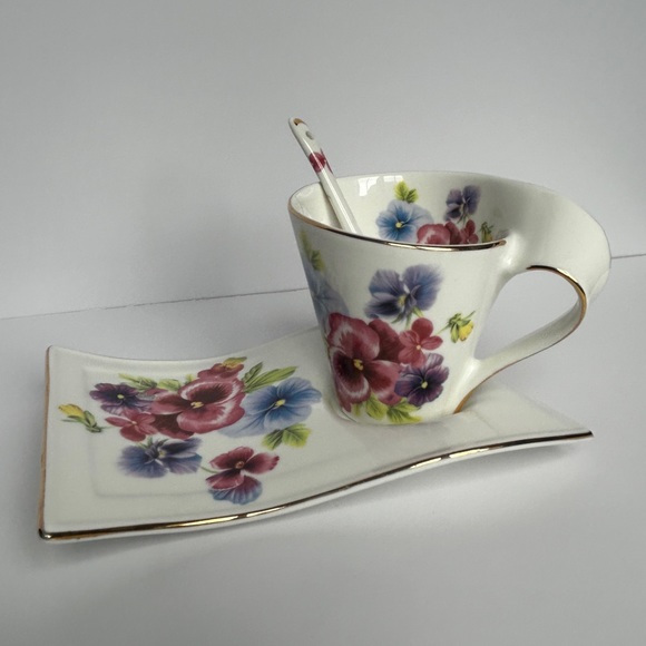 Adeline Fine Porcelain Tea Cup and Saucer Set Pink and Blue Pansy Gold Trim - Picture 2 of 14